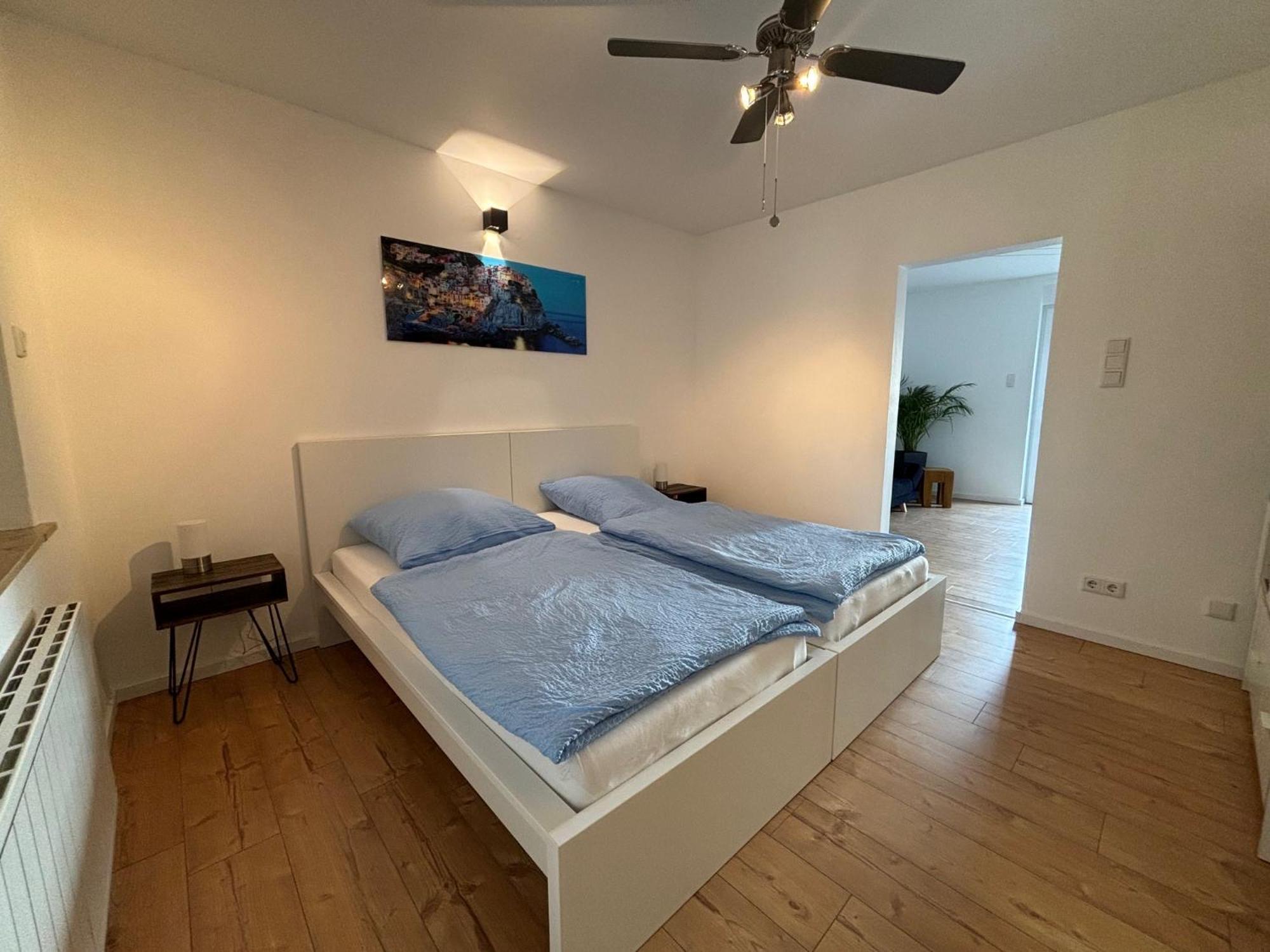 Hallgarten Rebe 11 Oestrich-Winkel Buitenkant foto